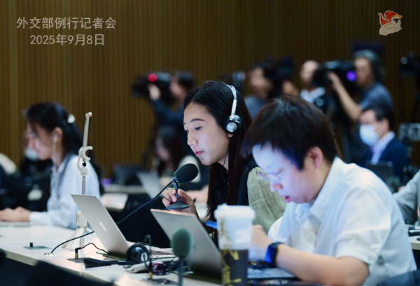 记者会2.jpg